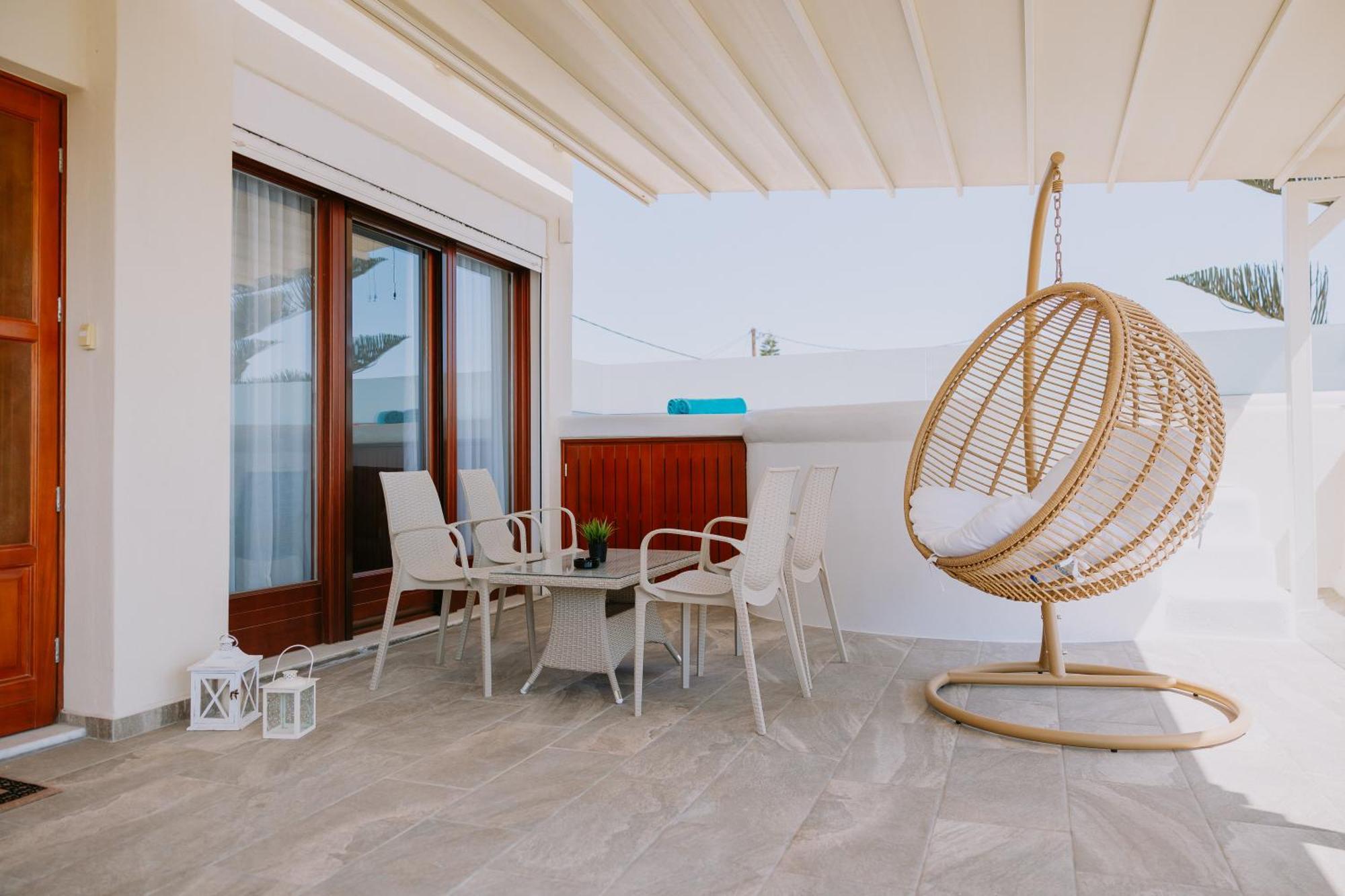 Sun Stories Suites Vóthon 外观 照片