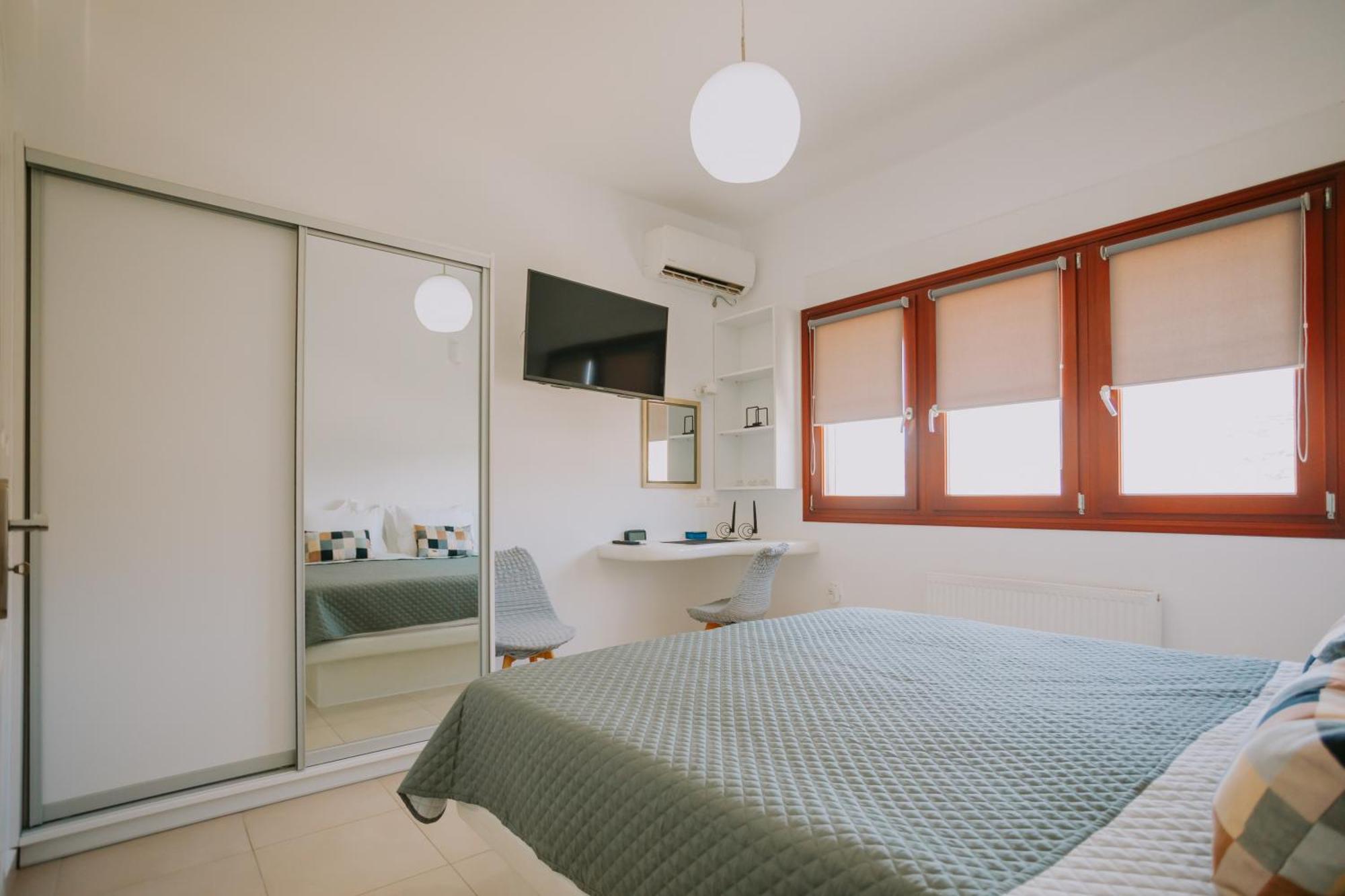 Sun Stories Suites Vóthon 外观 照片