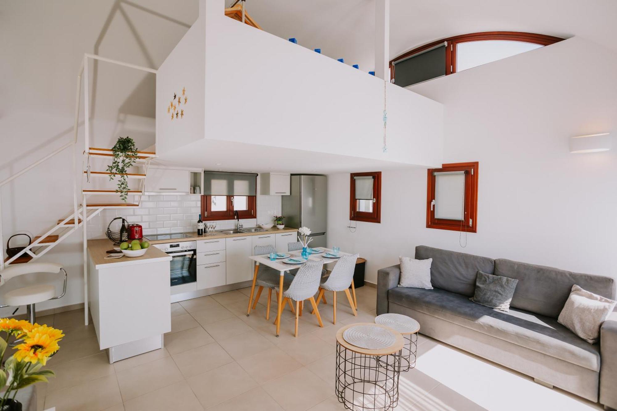 Sun Stories Suites Vóthon 外观 照片